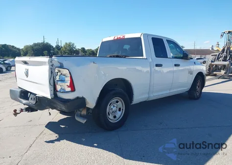 2022 Ram 1500 Classic Tradesman Quad Cab 4X2 6'4 Box z USA, uszkodzony, nr VIN 1C6RR6FG0NS231780